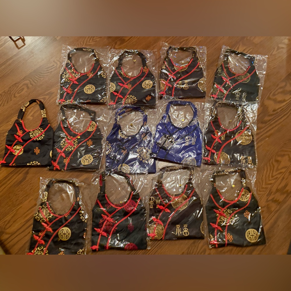 Lot of 13 small Chinese oriental purses